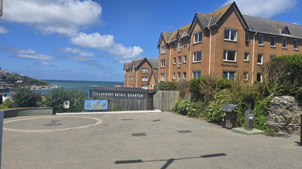 Location - Views