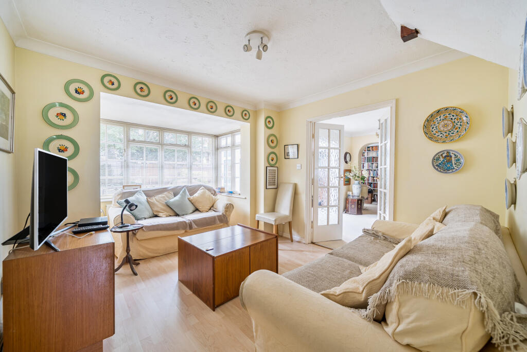 1358823-9-68d66ef...