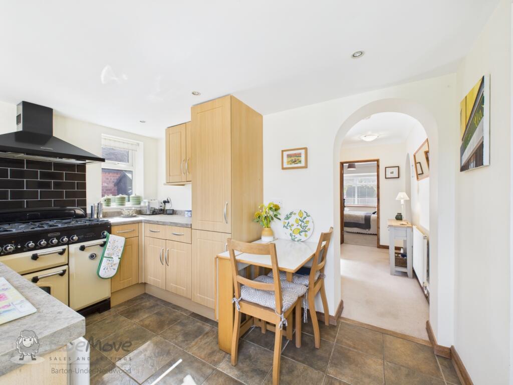 Kitchen b