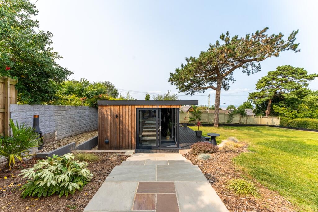 Garden/Home Office