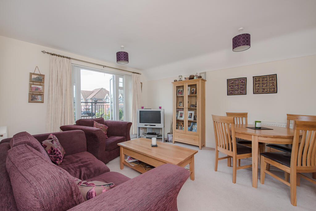 Furnished Sitting/Dining Room
