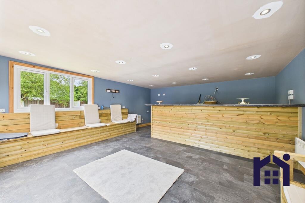 Garden room