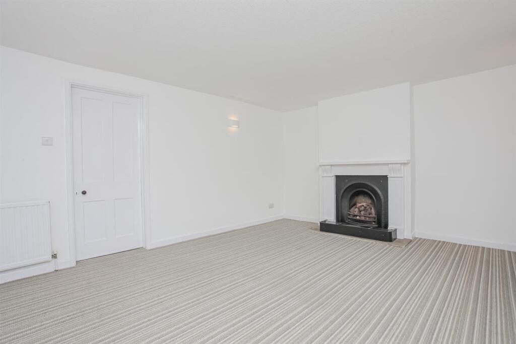 107 High Street (7).jpg