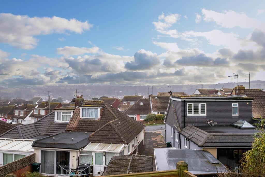 Gorse Close-08.jpg