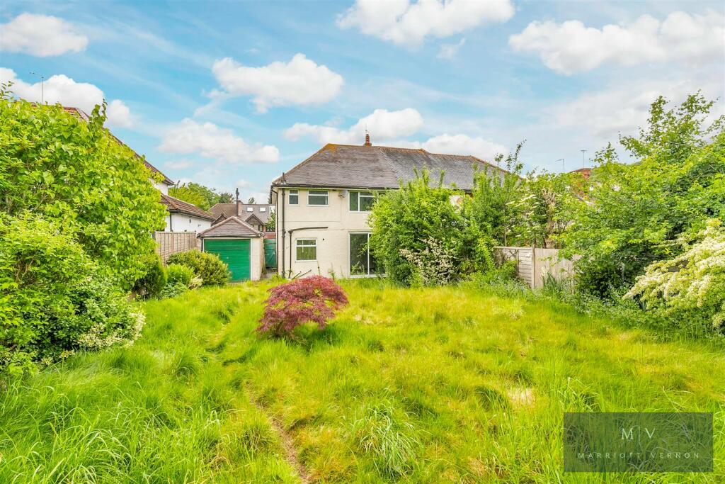 Crest Road 19 MV-12.jpg