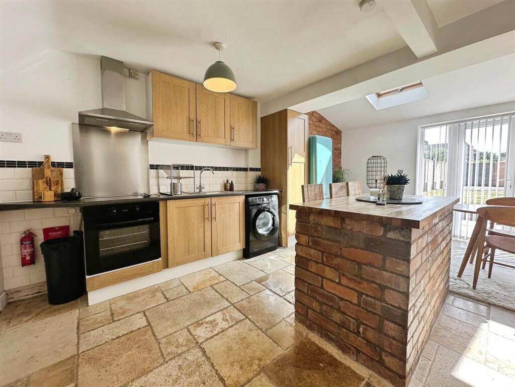 5ffee4bc-2-4B9A-B2F6-1EBDA1E23224-9201-000002914D8