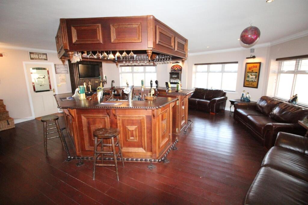 Wheelhouse Bar