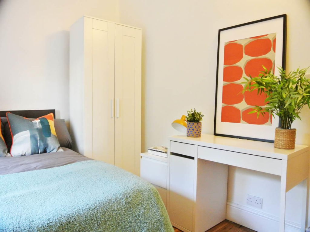 Bedroom 4 (1).png
