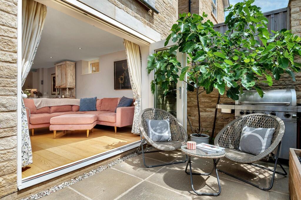 Bi-Fold Doors to Garden