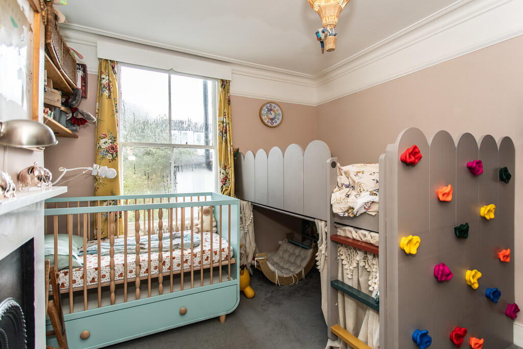 24 Lorne Road43