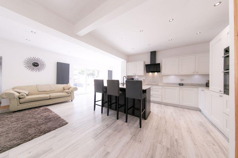 Open plan kitchen, living and dining ...