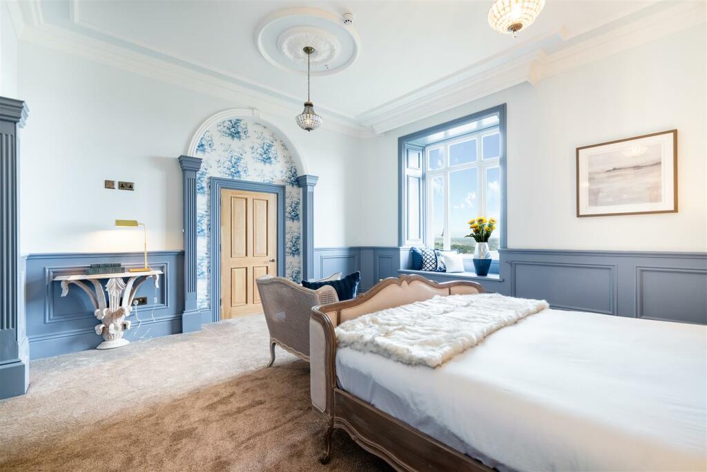 Bedroom 2-5.jpg