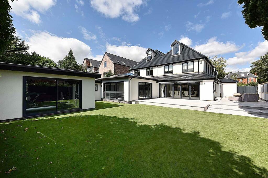 19 Stanhope 36.jpg