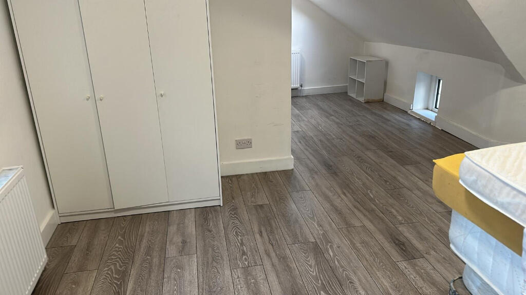 Connaught Road, Cardiff(City), CF24