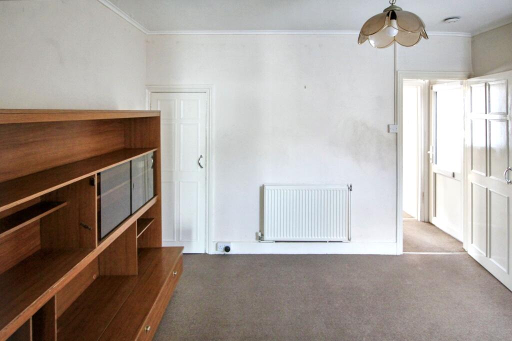 12 Hectorage Road, Tonbridge, Kent TN9 2DP