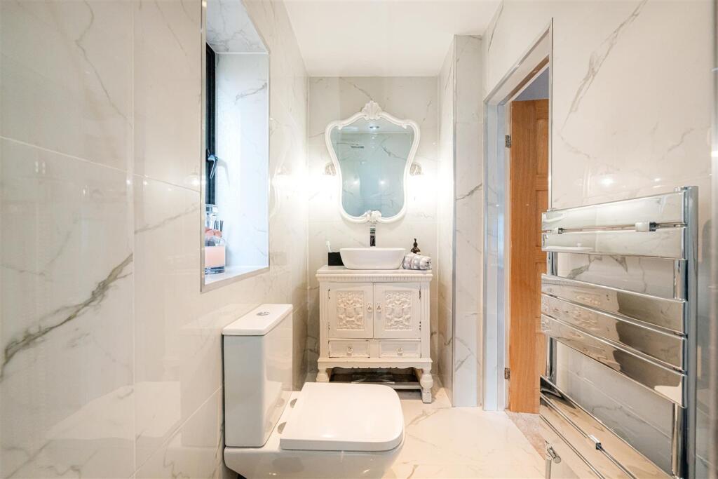 Ensuite (2)