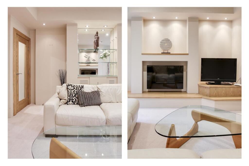 32 TWIN SHOT LIVING AREA