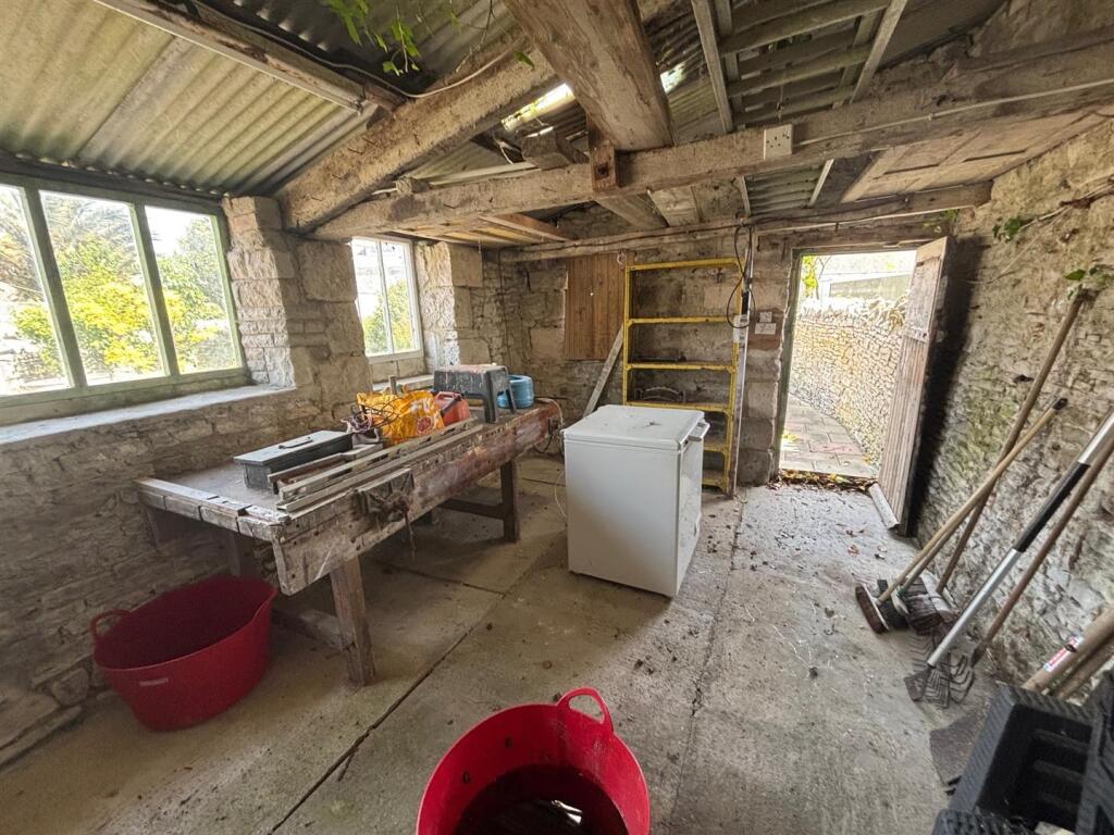Tool Shed 2.jpg