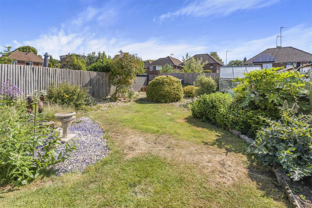 27 Cheney Road, Banbury-17.jpg