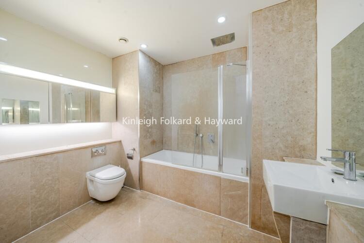 42137490-f305-475...