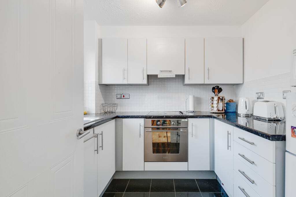 Recently Fitted Kitchen