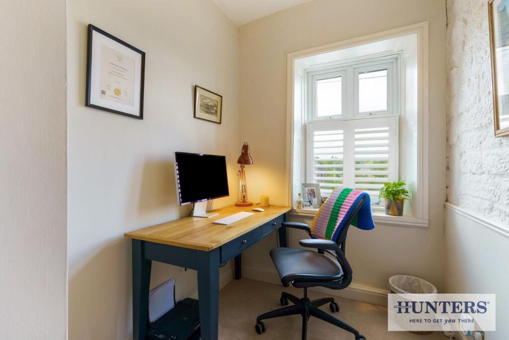 92167_61 Town Street Guiseley (19) - Copy_low.jpg