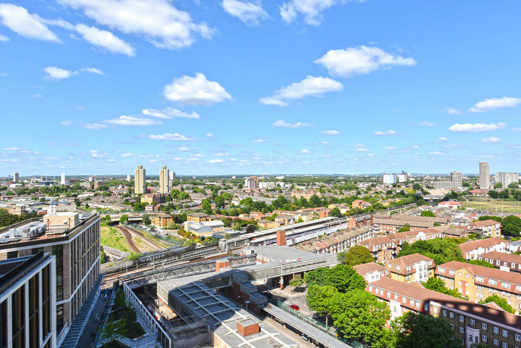 1407 Menara Point...