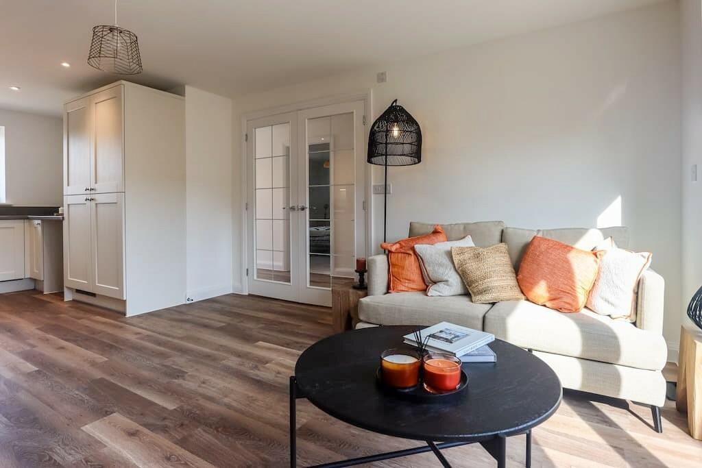 Ex 2 bed bungalow