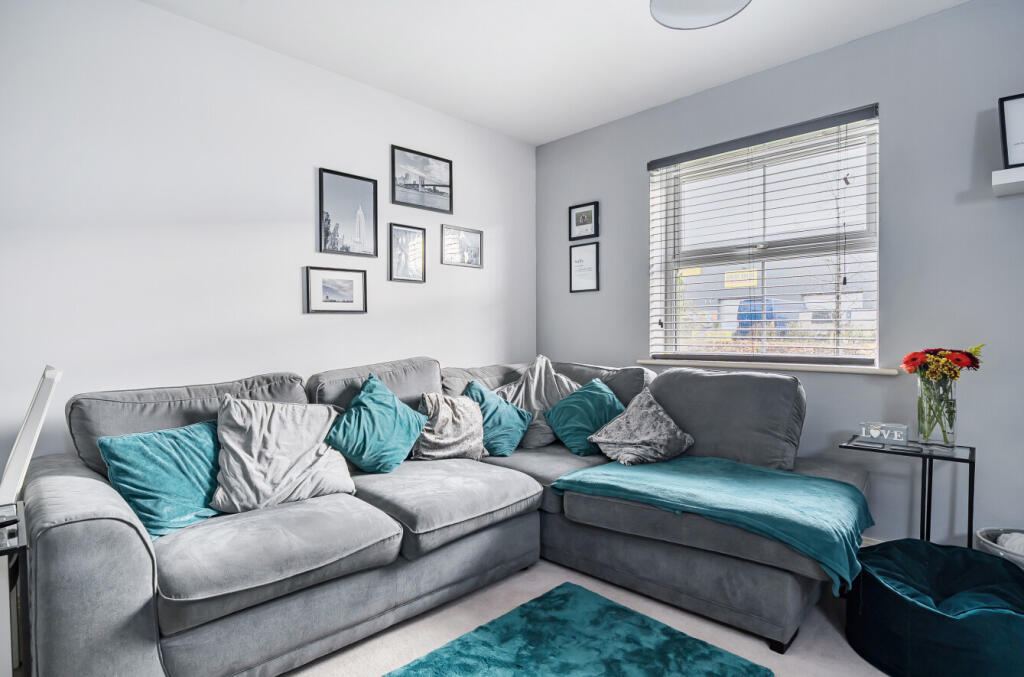 1376089-9-6912296...