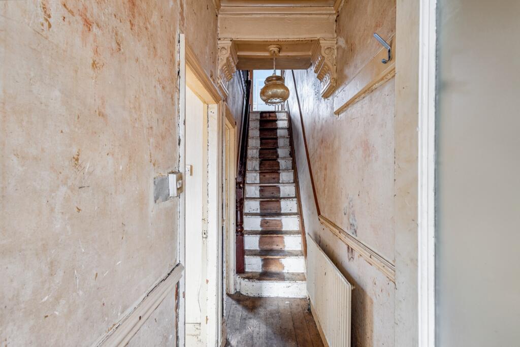 9 Barnes Road, Heysham, Morecambe LA3 1UW