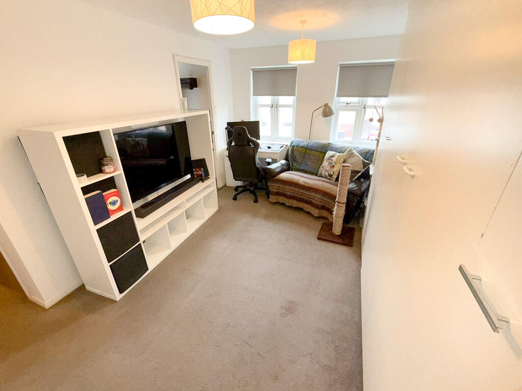 IMG-20250902-WA02...