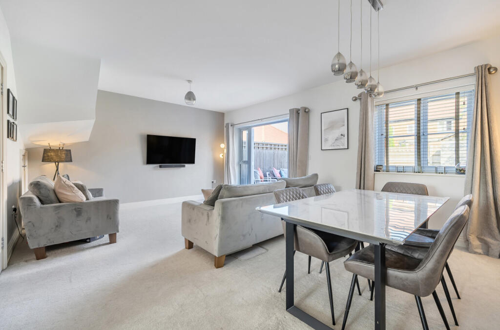 1343094-8-68a89db...