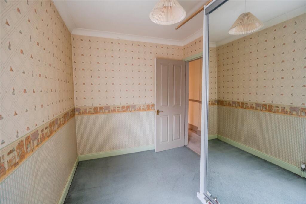 Bedroom 4 (2)