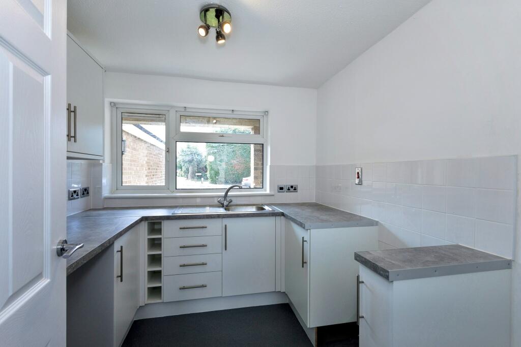 16 Nash Drive, Abingdon, Oxfordshire OX14 5PT