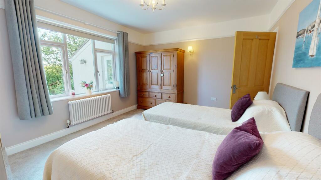Hazel-Hill-StFlorence-Milton-Tenby-05282023_171200