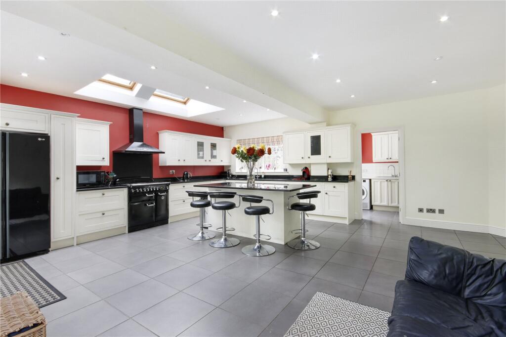 Kitchen/Breakfast