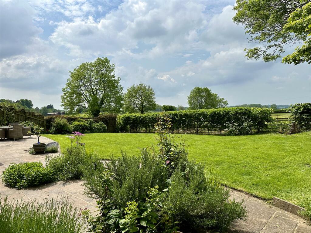 GARDENS