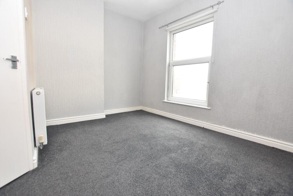 bedroom.jpg