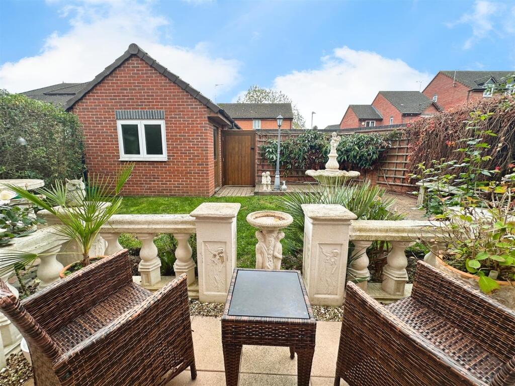 bfa0ecd6--4728-A2A8-3489A35BB0D8-29618-0000290CA54