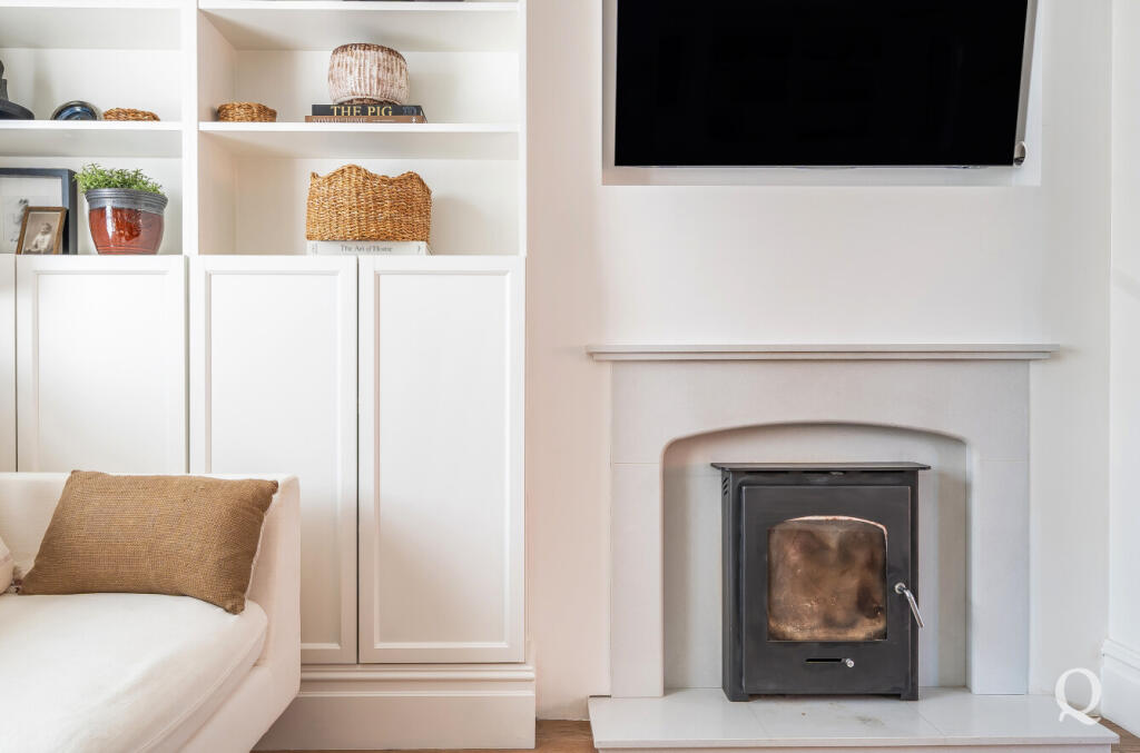 7e6e26a4-1b60-4a6...