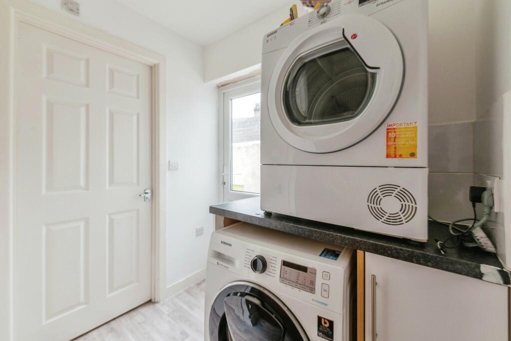 97683874929eef118a696045bdcfedb6