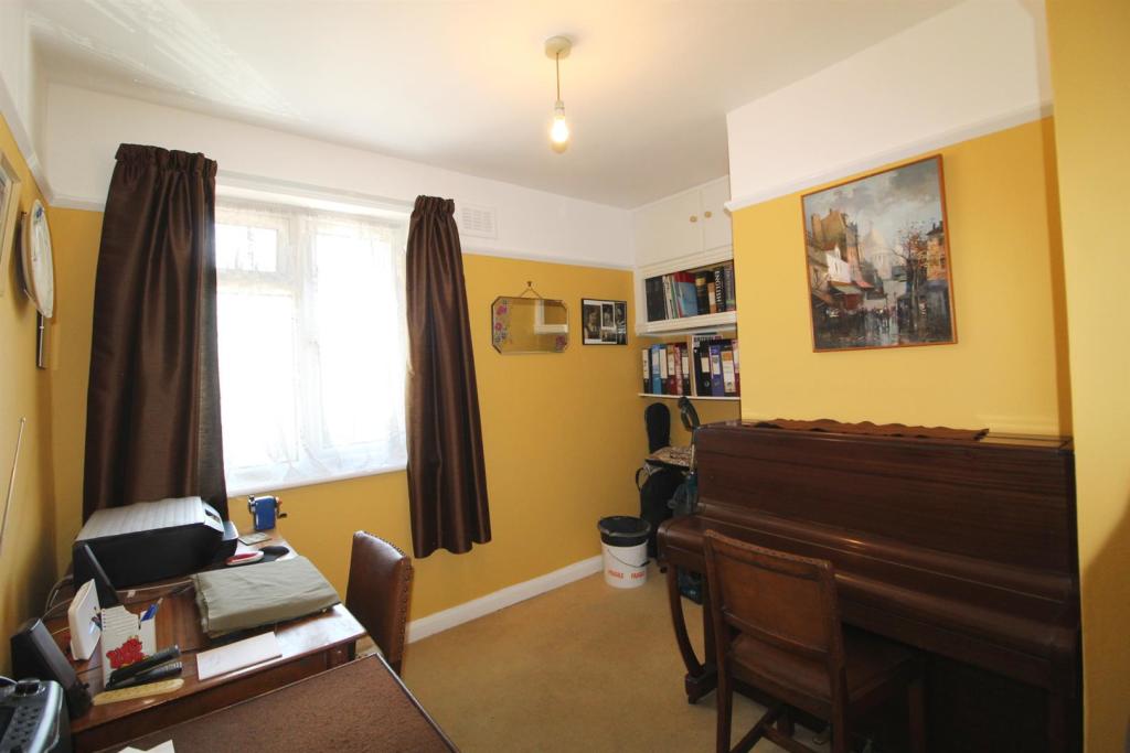Bedroom 2 edit.jpg