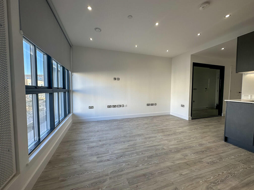 Open Plan Lounge ...