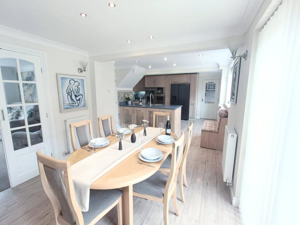 Dining Kitchen
