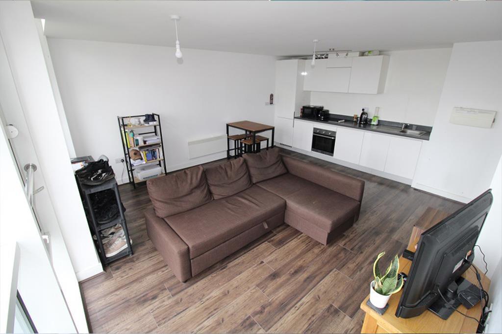 Lounge 2.jpg