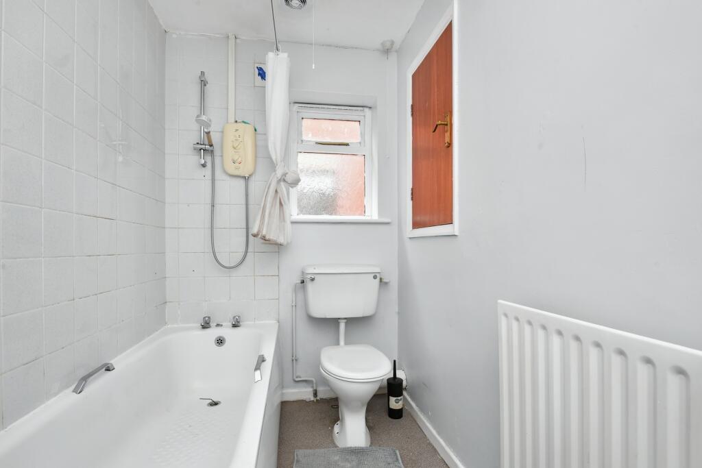 228 Woodfield Avenue, Lincoln, Lincolnshire, LN6 0LT