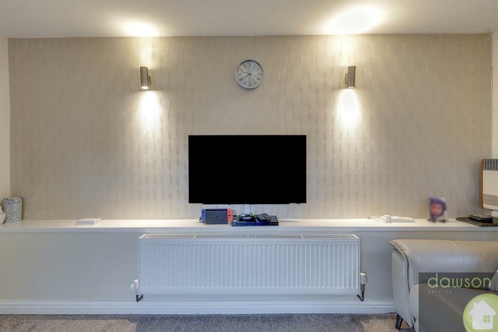 Lounge/Kitchen