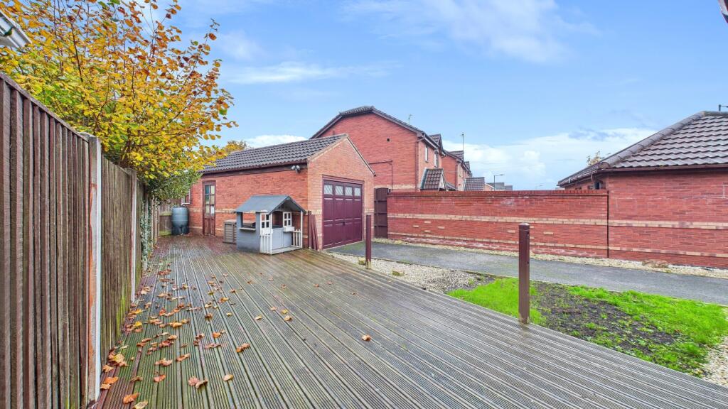 CAM03669G0-PR0039-STILL006