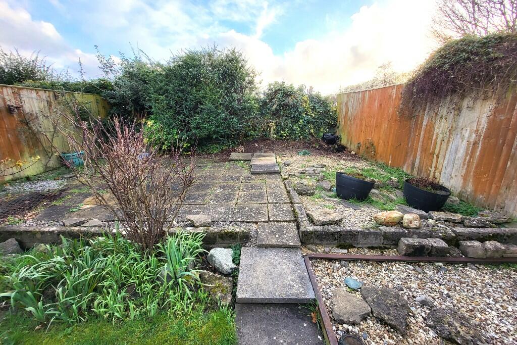 Garden Rear Section