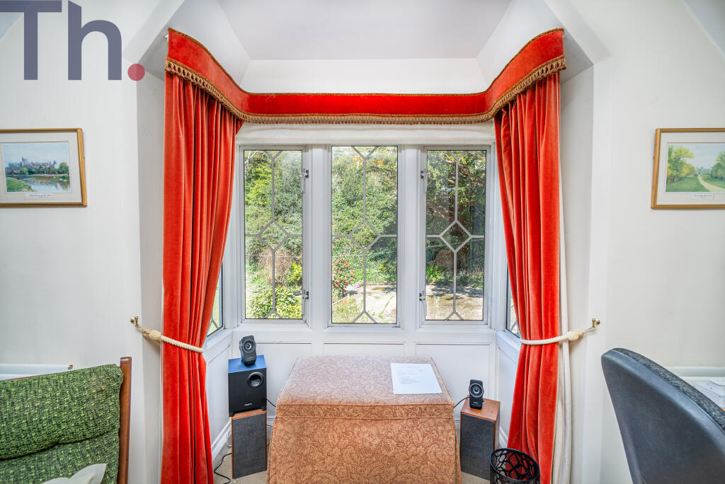 Feature Windows